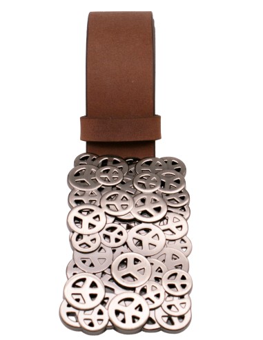 Ceinture cuir nubuck 4 cm marron vieilli – boucle plaque symboles Peace, vue enroulée trois‑quarts
