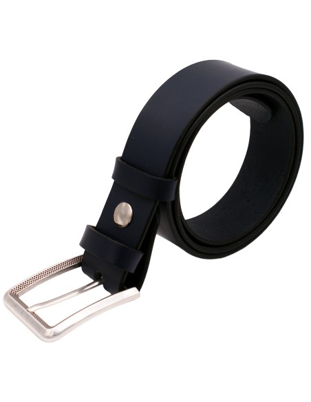 Vue de face de la ceinture en cuir bleu marine de 4 cm, équipée d’une élégante boucle argentée finement ciselée.